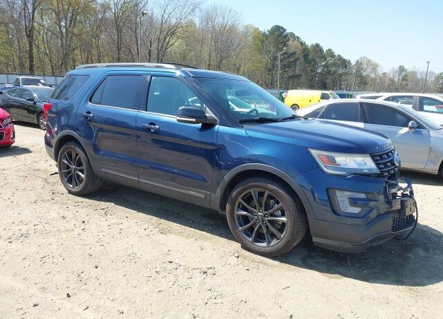 2017 FORD Explorer