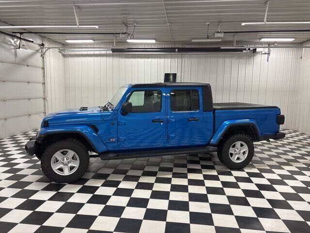 2022 JEEP Gladiator