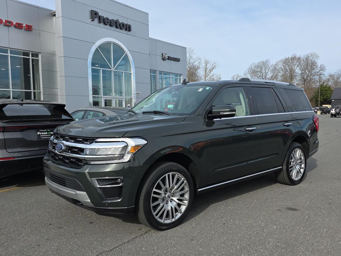 2022 FORD Expedition