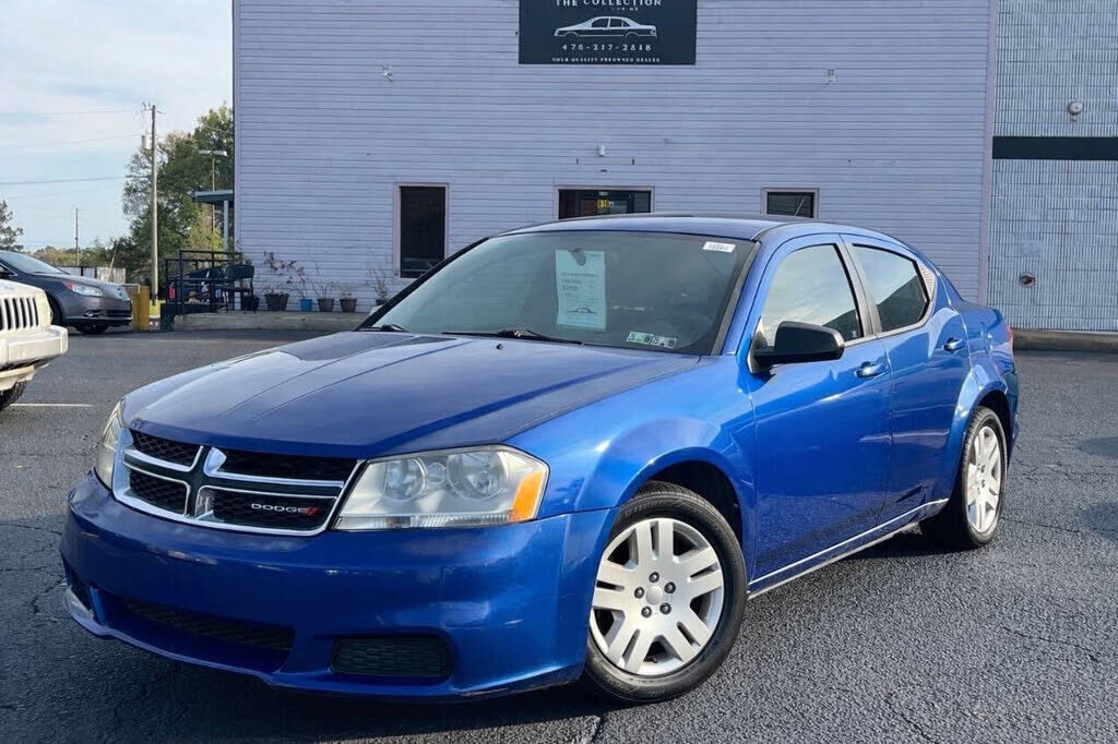 2013 DODGE Avenger