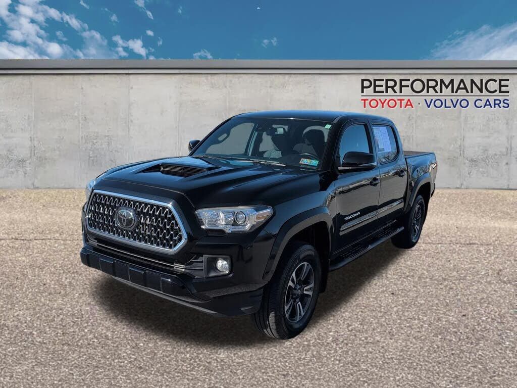 2019 TOYOTA Tacoma