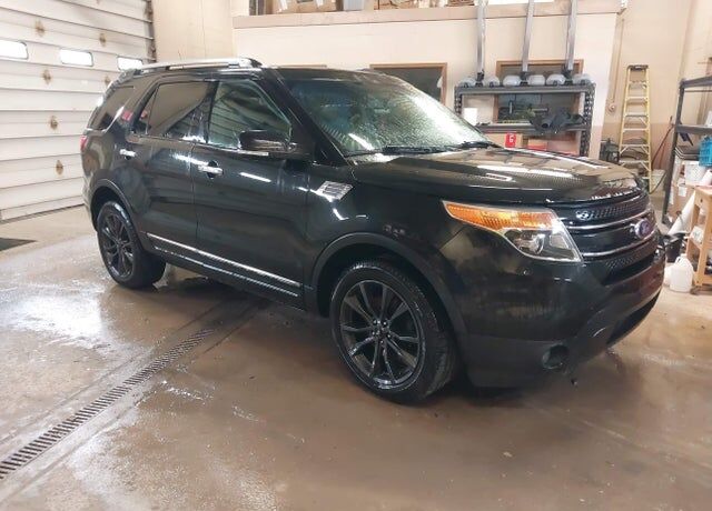 2014 FORD Explorer