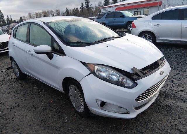 2016 FORD Fiesta