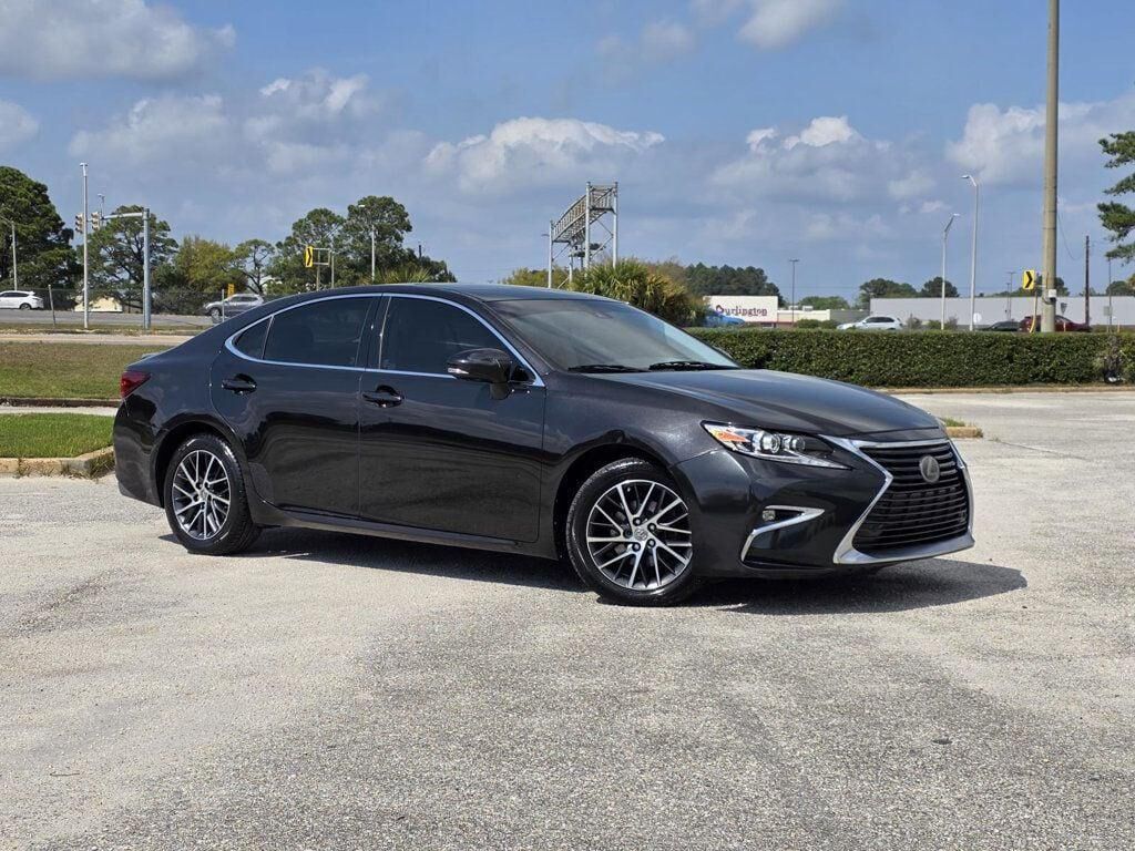 2016 LEXUS ES