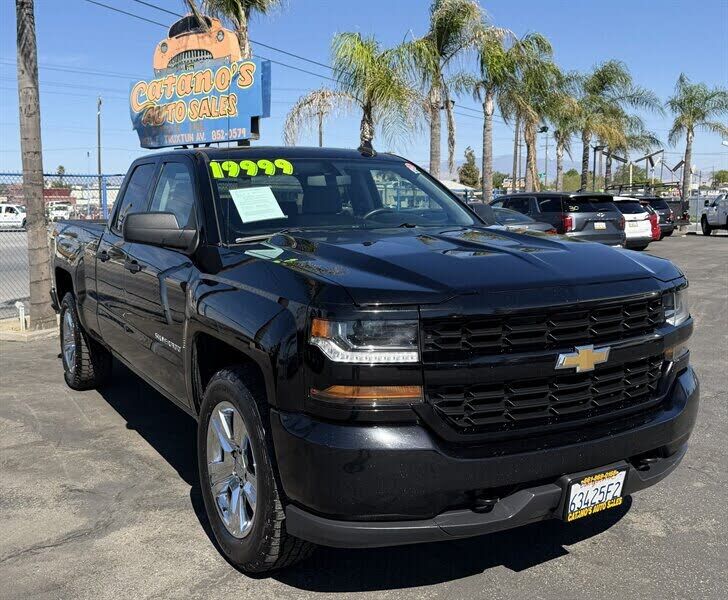 2018 CHEVROLET Silverado