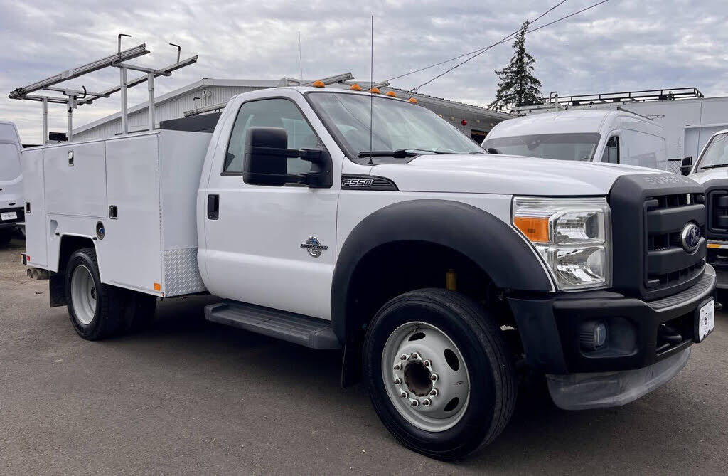 2012 FORD F-550