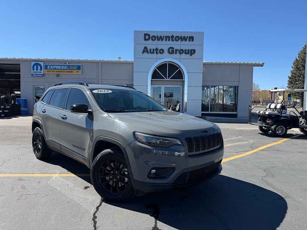 2023 JEEP Cherokee