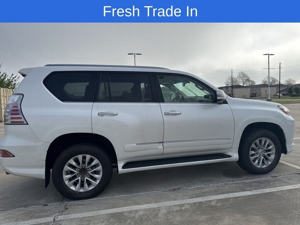 2017 LEXUS GX