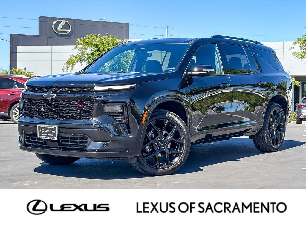 2024 CHEVROLET Traverse