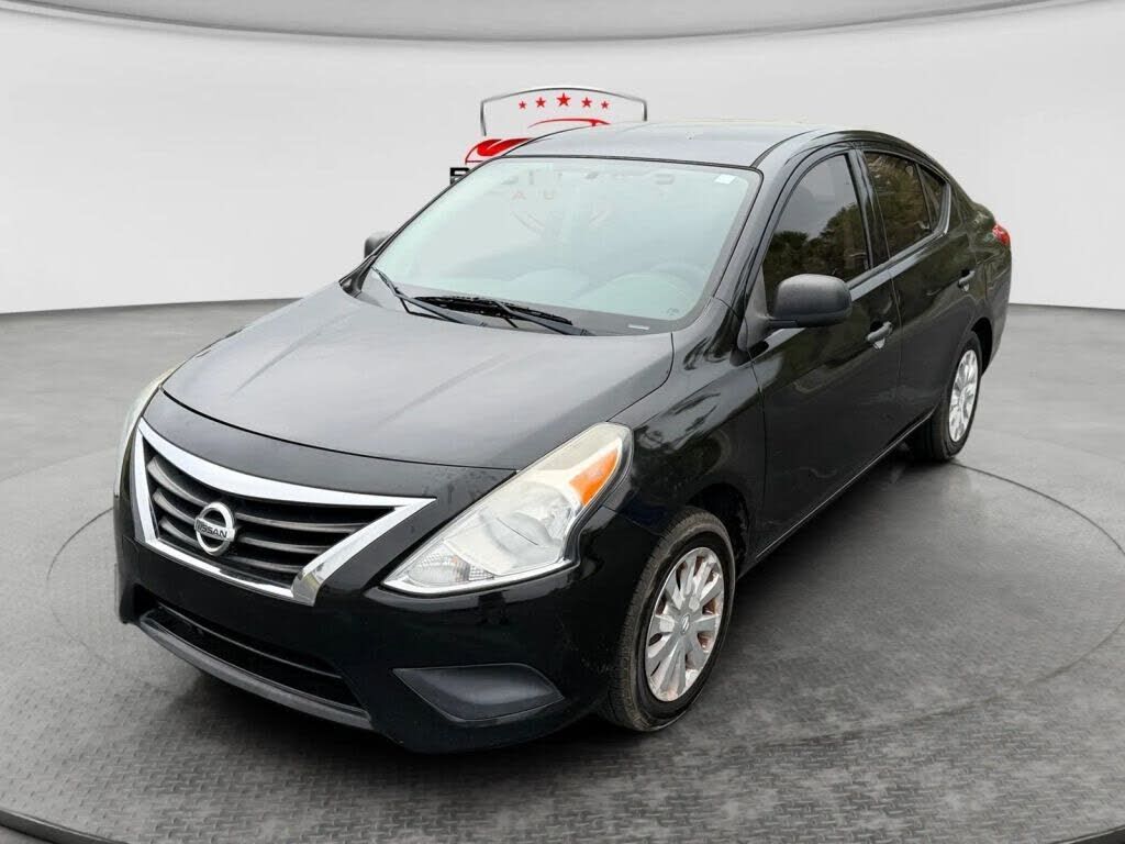 2015 NISSAN Versa