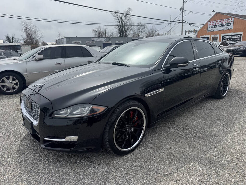2016 JAGUAR XJ