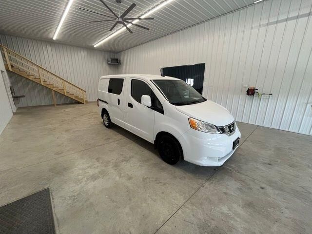 2018 NISSAN NV200