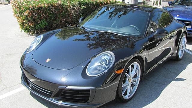 2018 PORSCHE 911