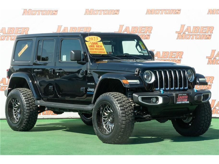 2023 JEEP Wrangler
