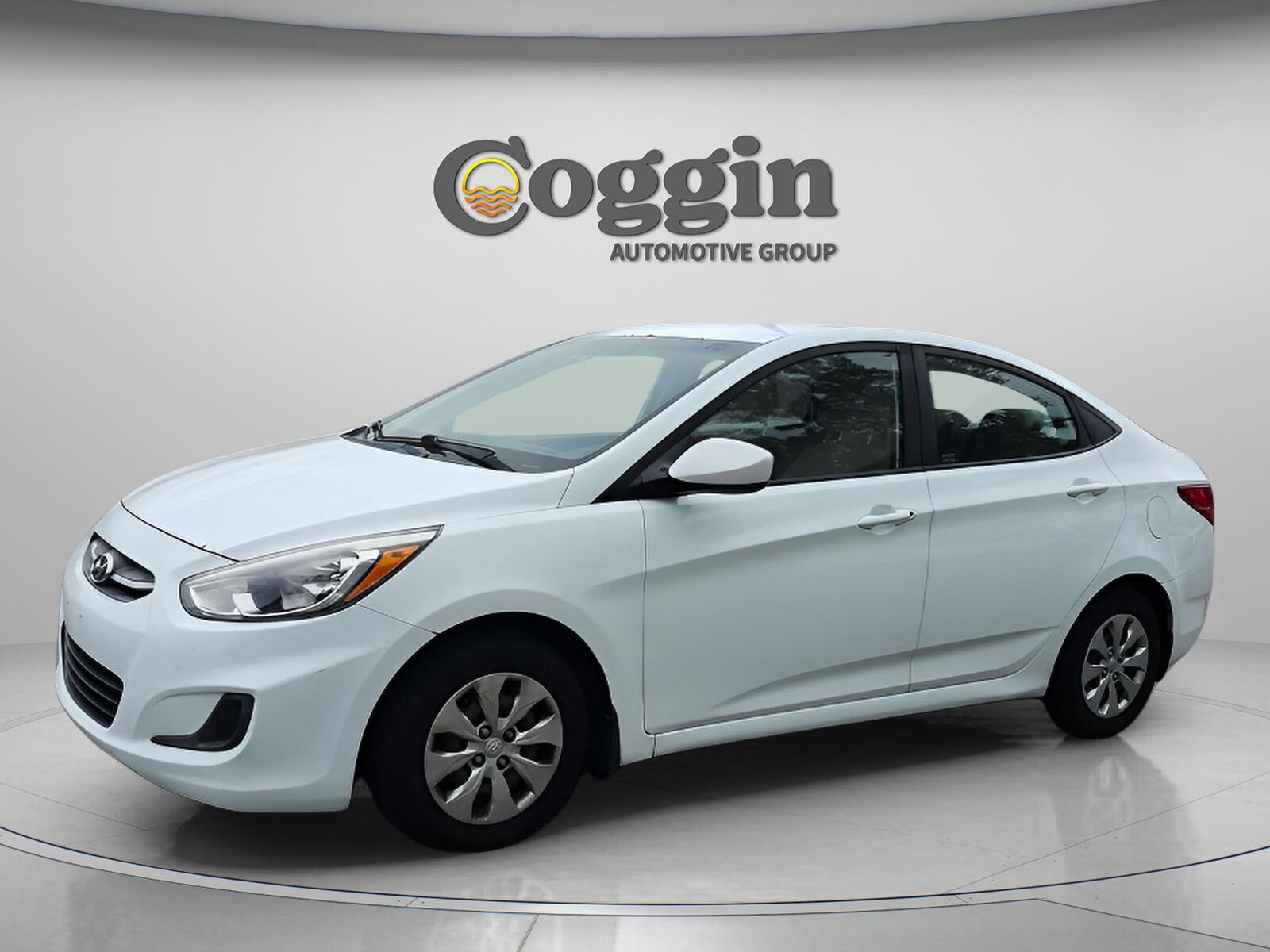 2016 HYUNDAI Accent