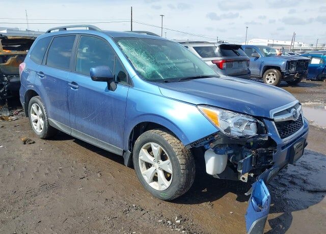 2016 SUBARU Forester