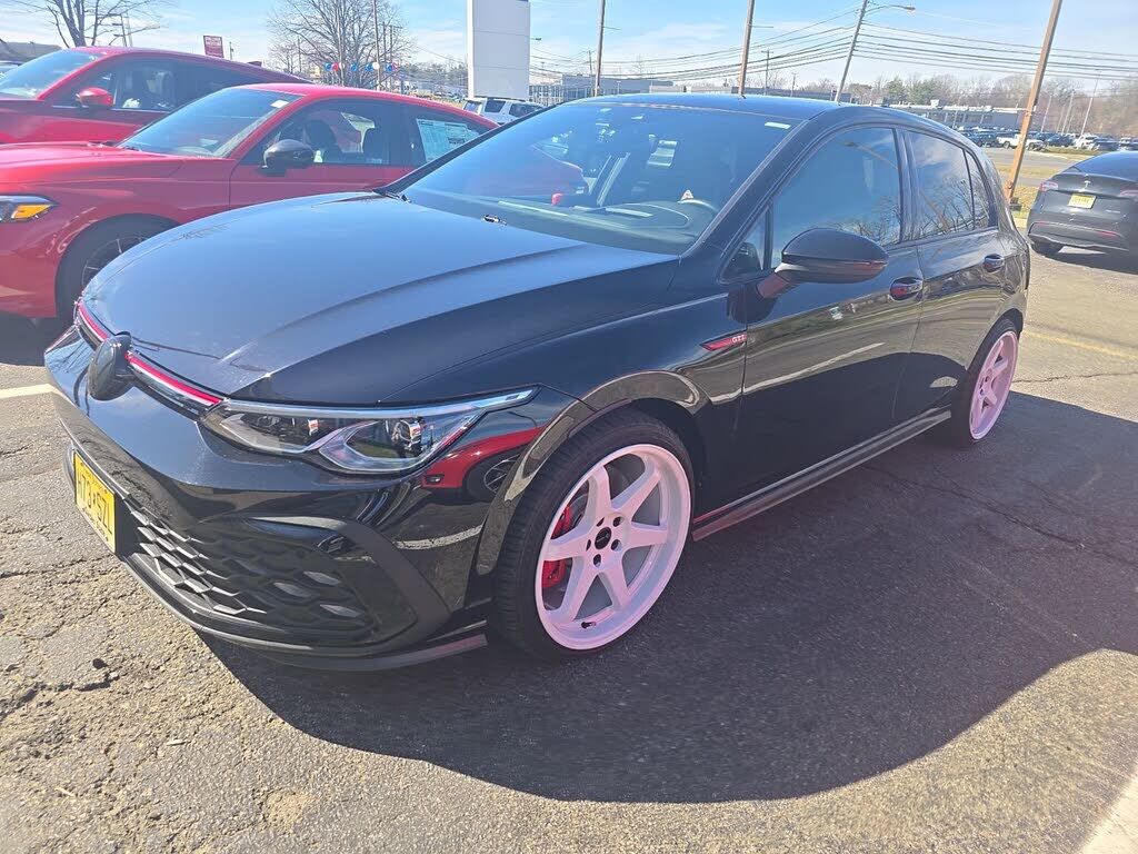 2024 VOLKSWAGEN GTI