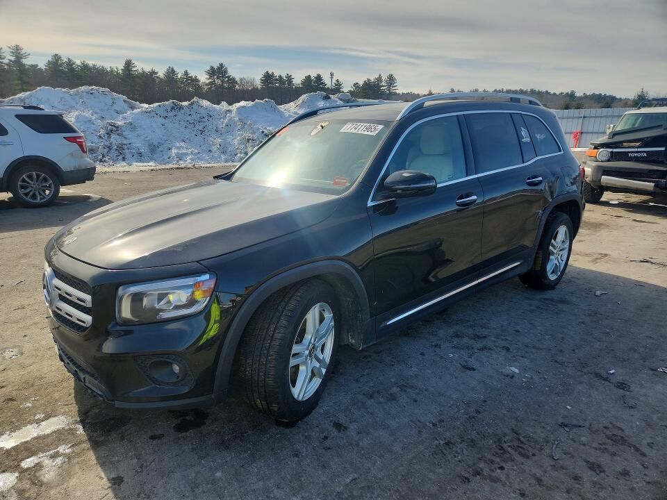 2022 MERCEDES-BENZ GLB-Class