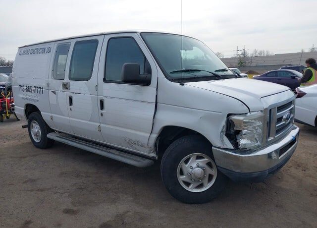 2012 FORD E-250