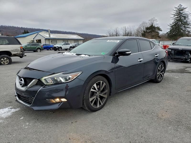 Nissan Maxima