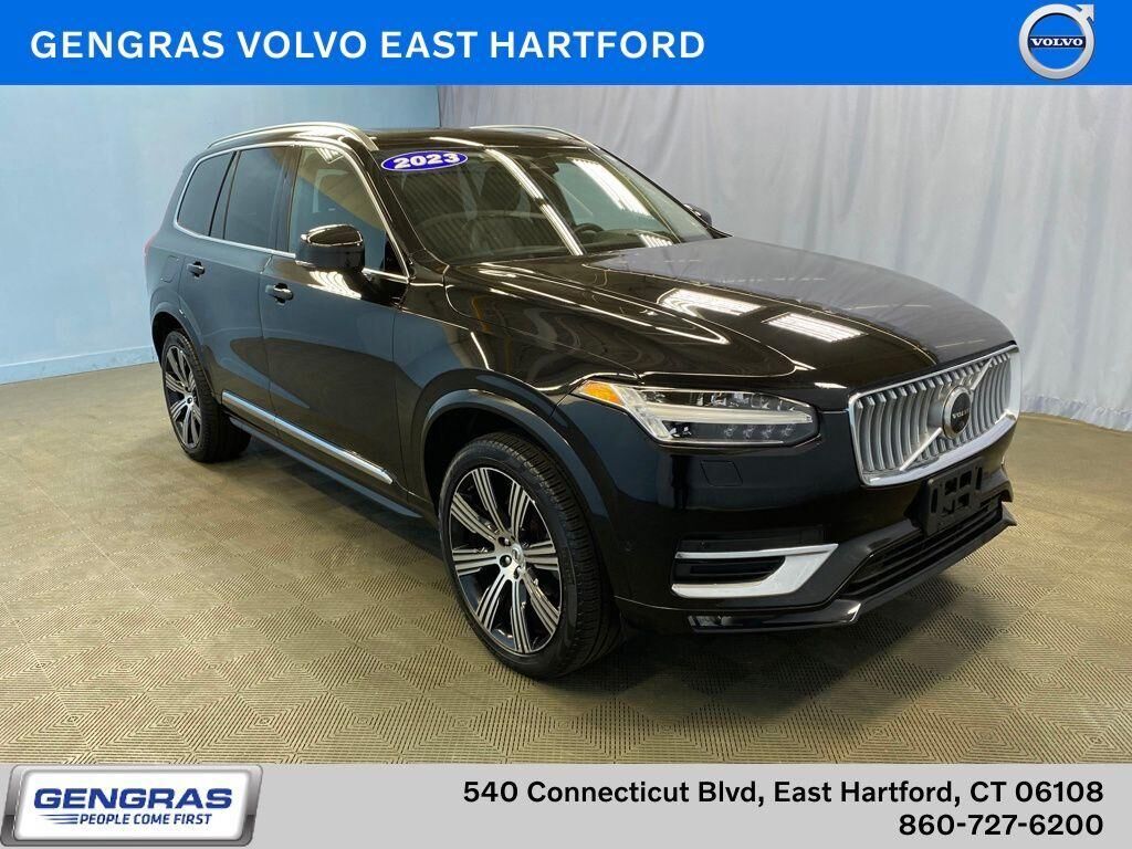 2023 VOLVO XC90