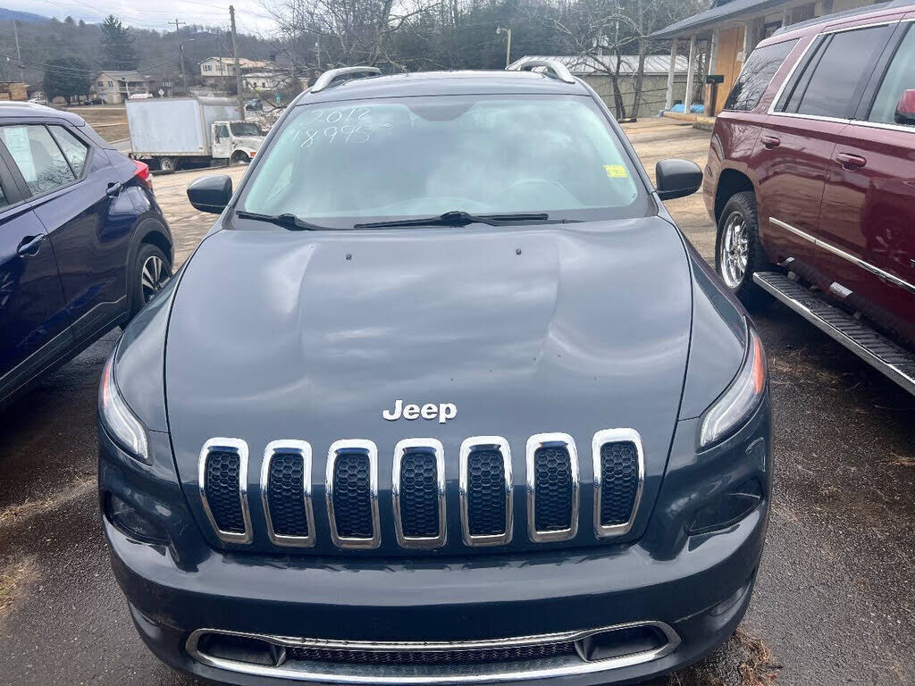 2018 JEEP Cherokee