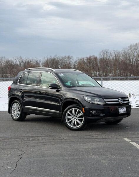 2014 VOLKSWAGEN Tiguan
