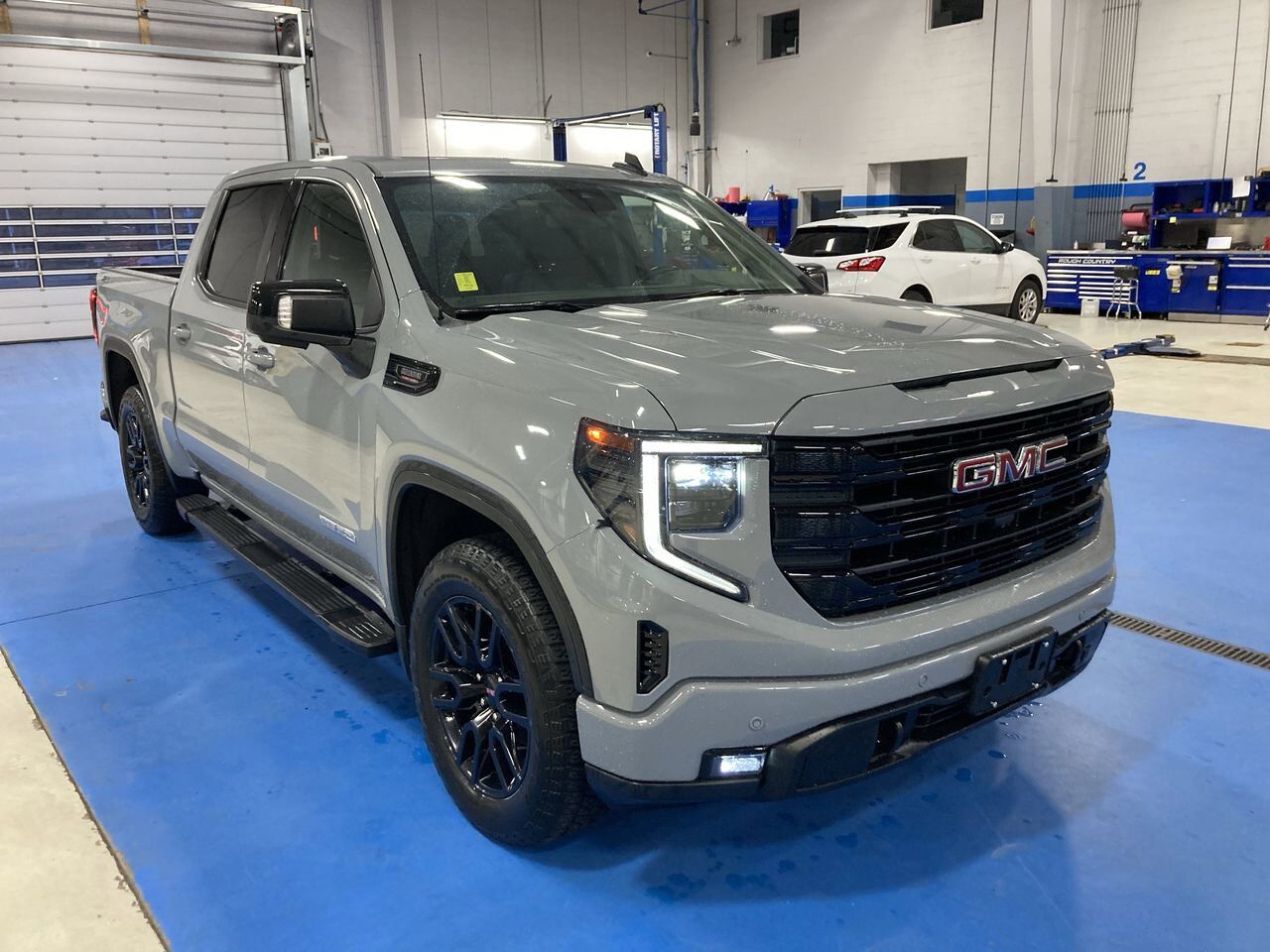 2024 GMC Sierra