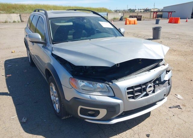 2010 VOLVO XC70