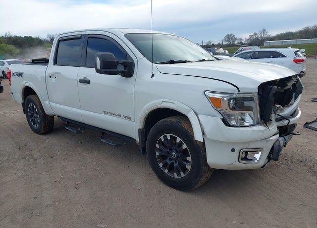 2019 NISSAN Titan