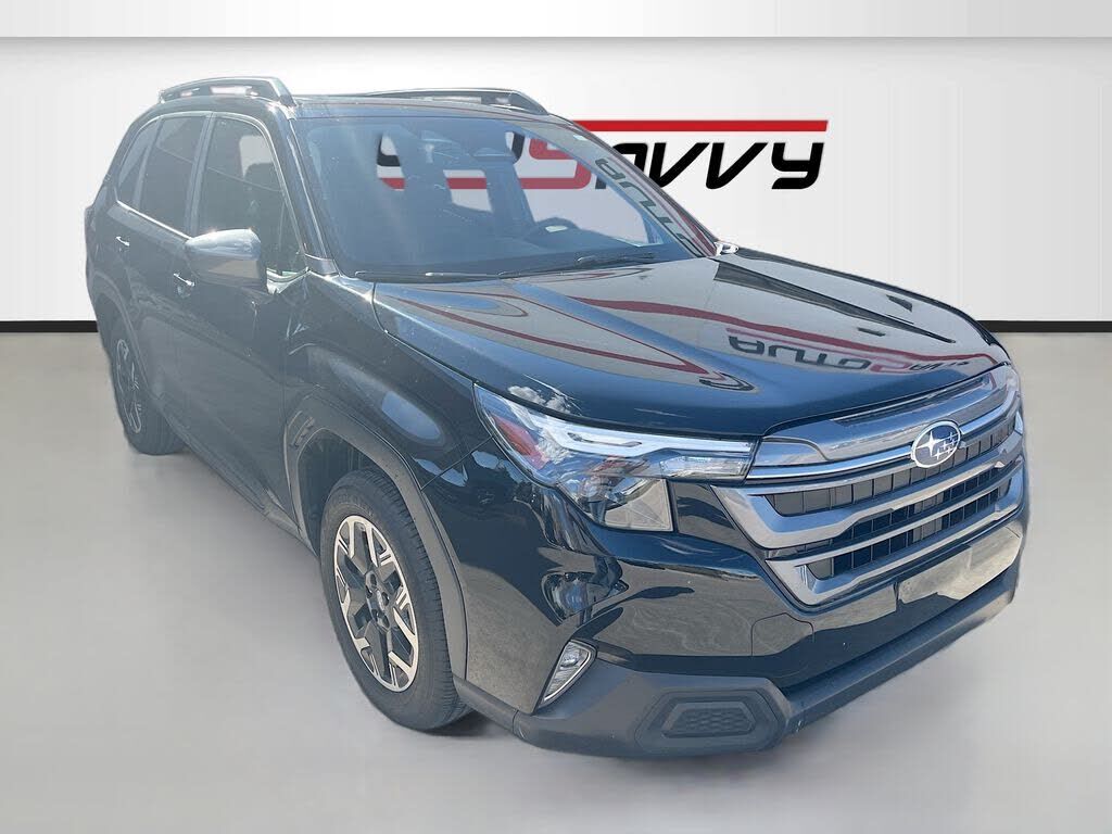 2025 SUBARU Forester