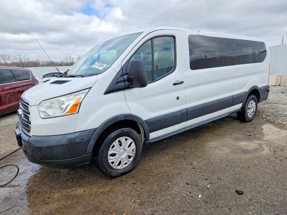 2015 FORD Transit