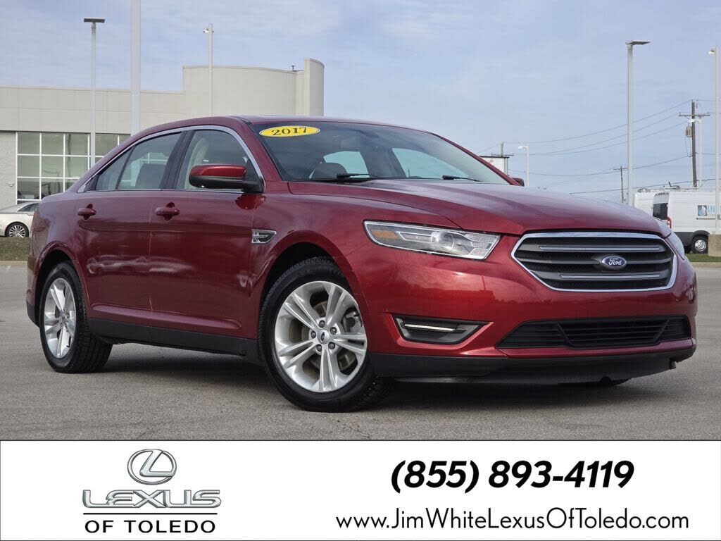 2017 FORD Taurus