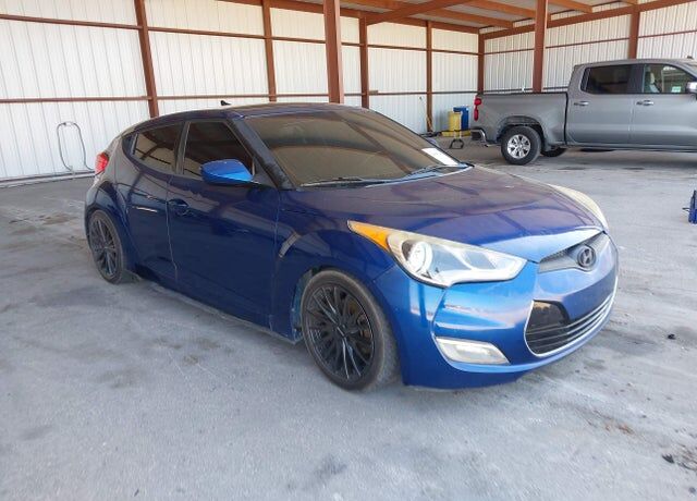 2017 HYUNDAI Veloster