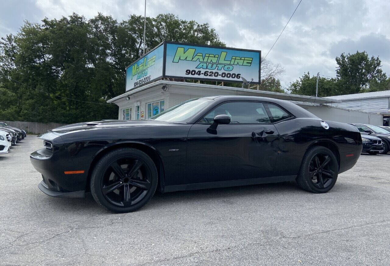 2017 DODGE Challenger