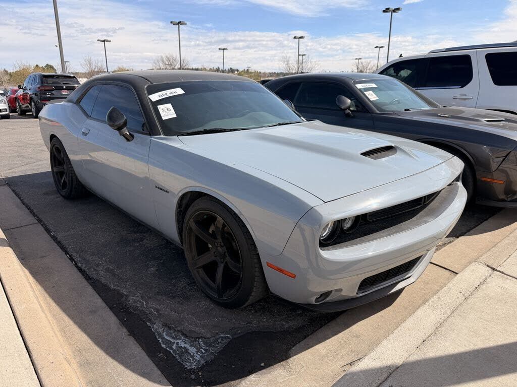 2021 DODGE Challenger