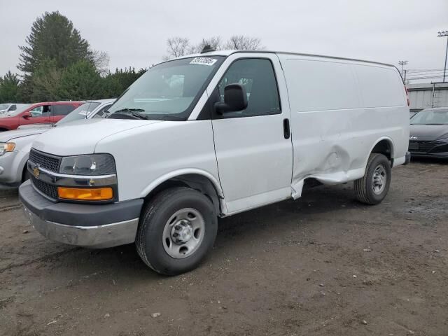 2023 CHEVROLET Express