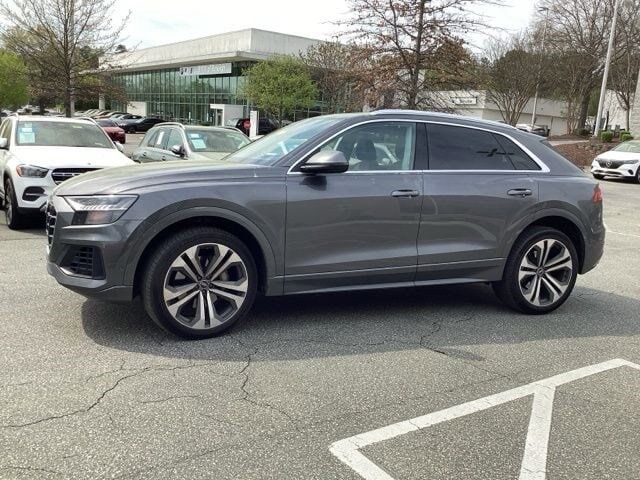 2021 AUDI Q8
