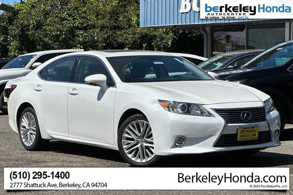 2015 LEXUS ES