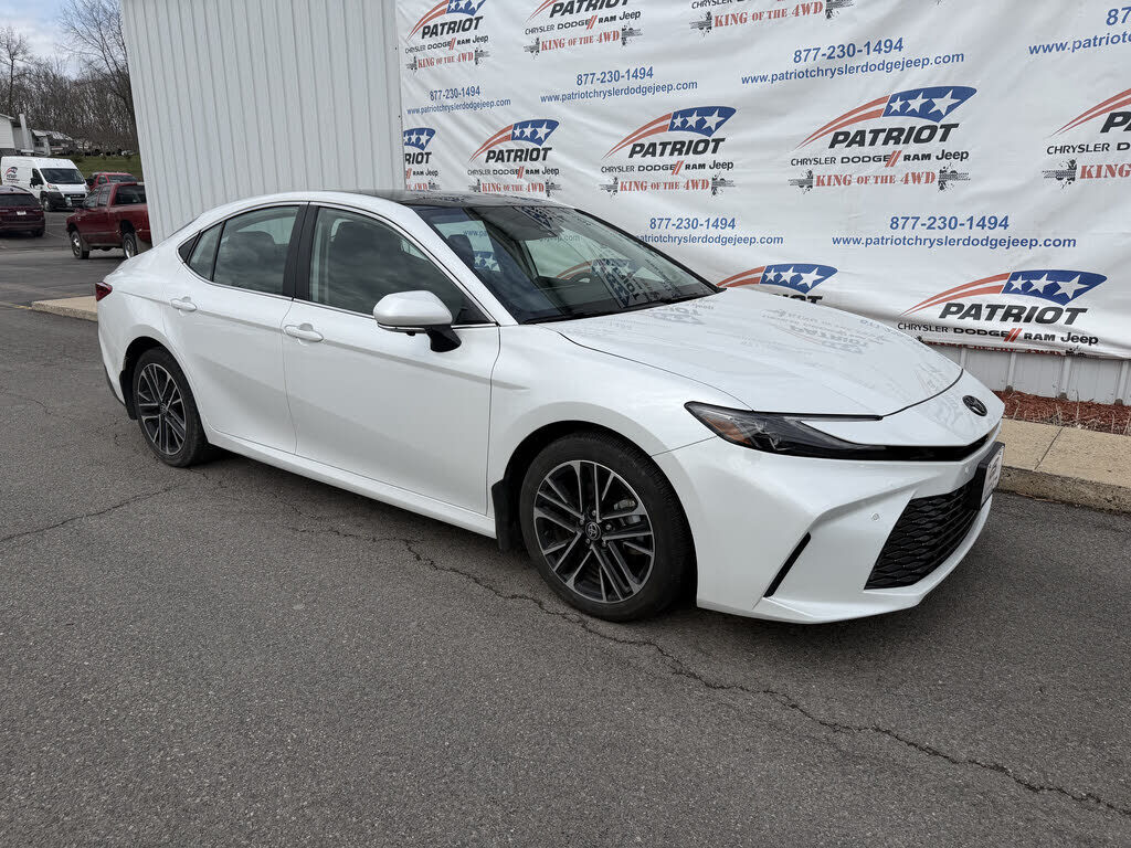 2025 TOYOTA Camry