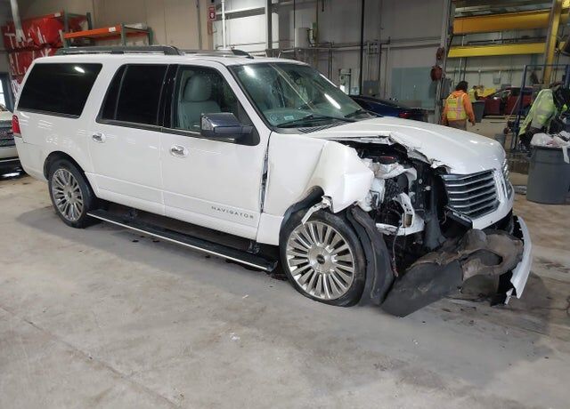 2017 LINCOLN Navigator L