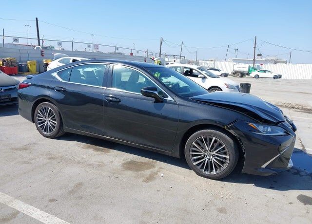 2023 LEXUS ES