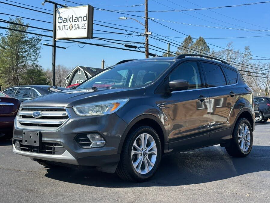 2017 FORD Escape