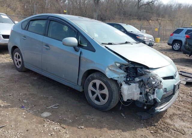 2013 TOYOTA PRIUS