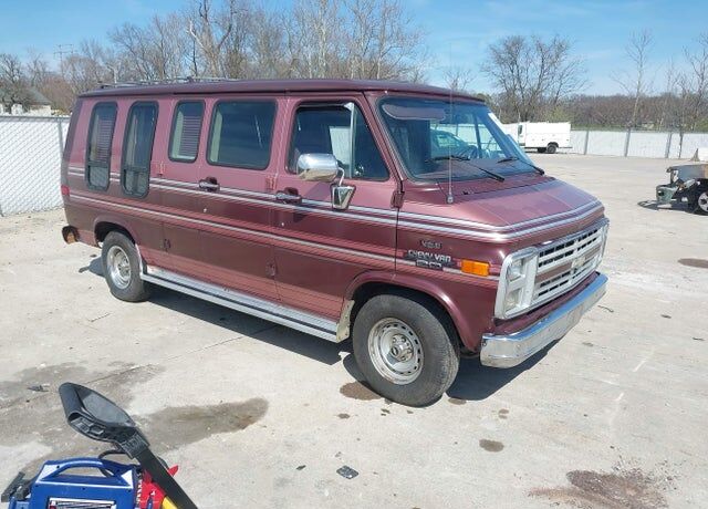 1990 CHEVROLET G-Series