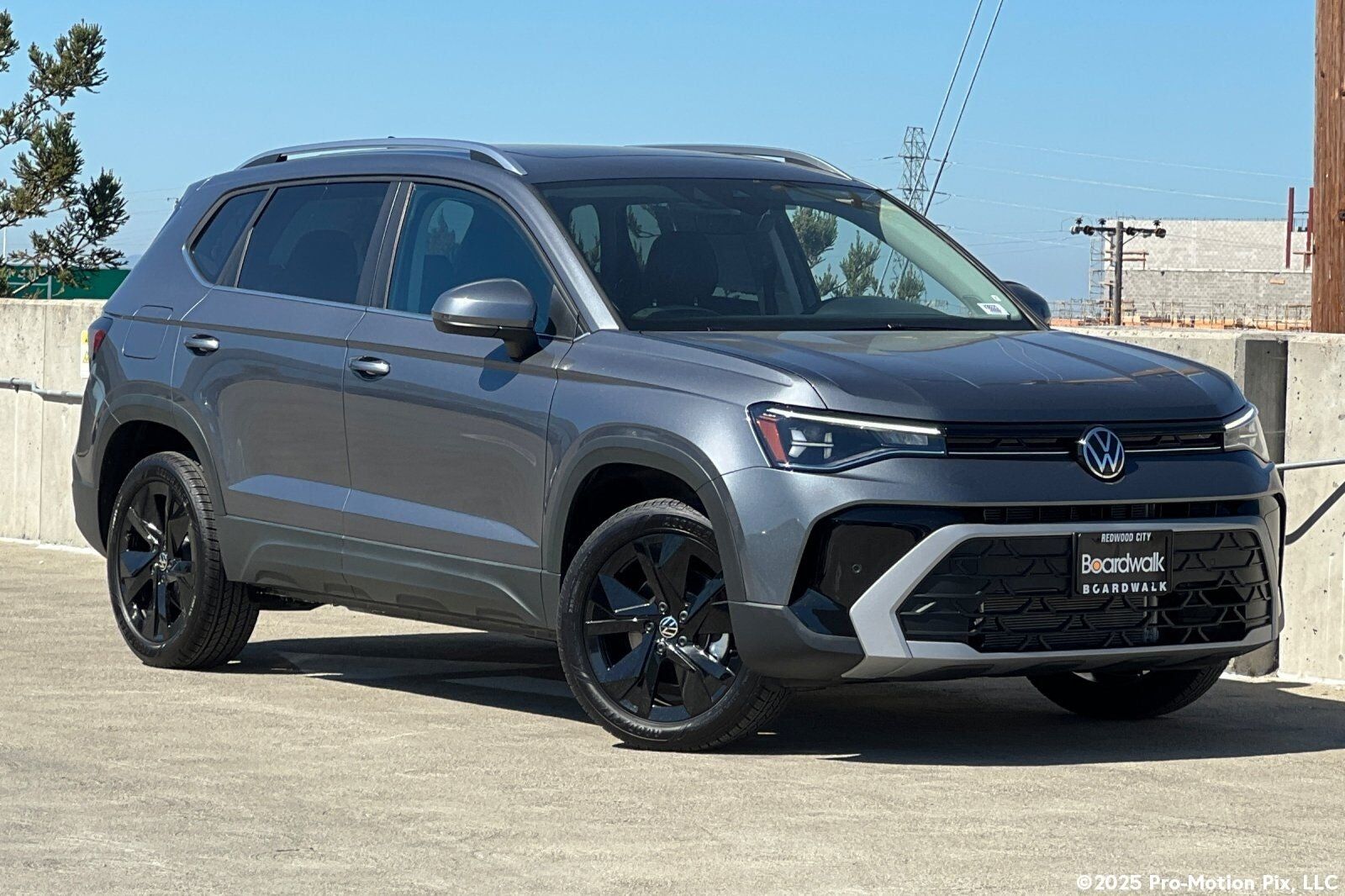 2026 VOLKSWAGEN Taos