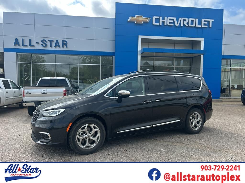 2023 CHRYSLER Pacifica