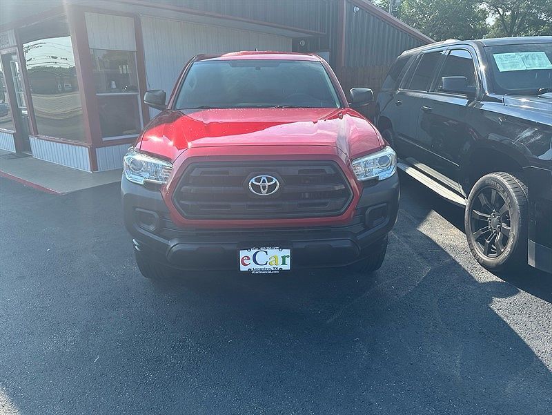2017 TOYOTA Tacoma