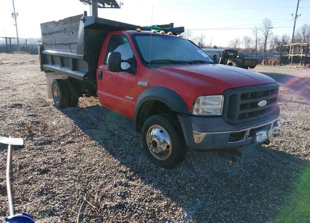 2005 FORD F-550