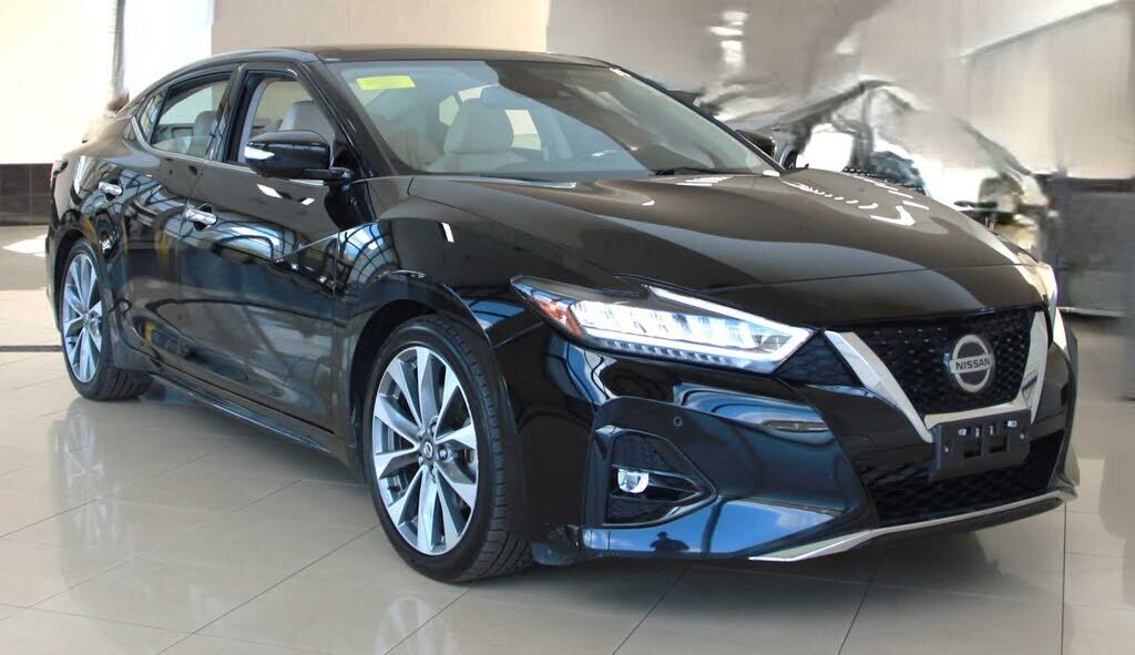2022 NISSAN Maxima